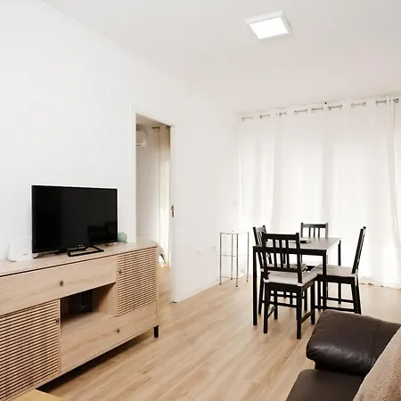 A 5 Minutos De Calle Feria Y Alameda Apartment